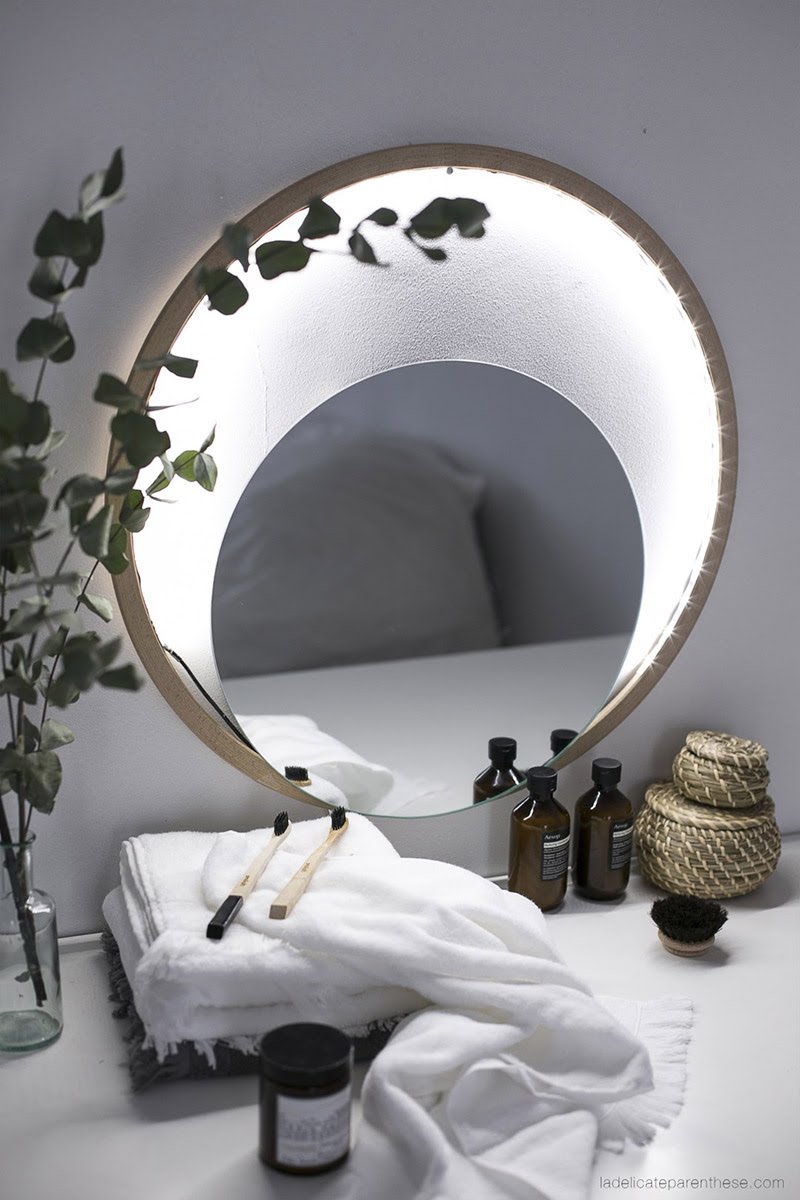 Étagère en Verre sur Mesure : maximiser l’espace avec panache ! 3 miroir led sur mesure